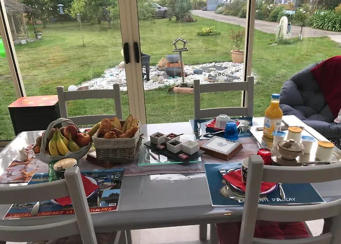 Brigitte Et Franck Bed & Breakfast Triaize